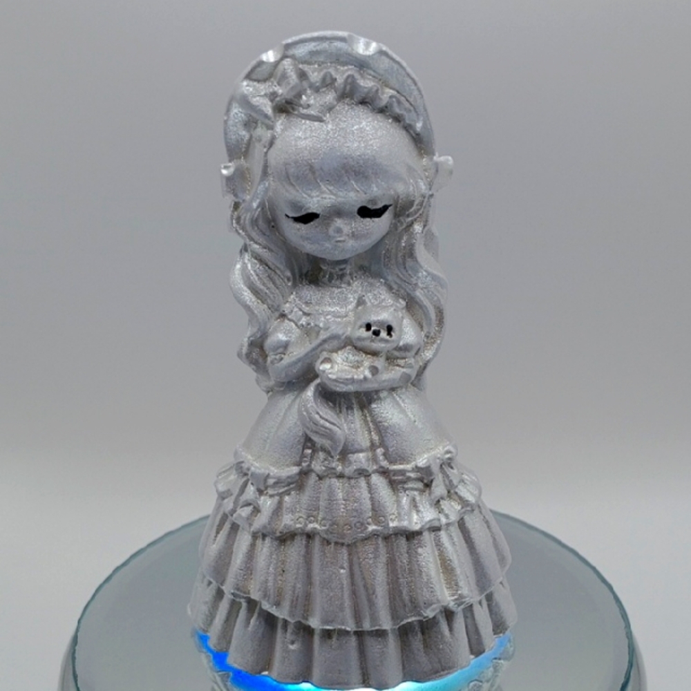 NEW Hand Made 💕 Silver Figurine with Doll